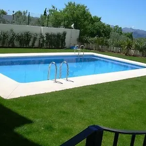 https://villa-roble.es-andalucia.com